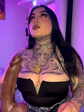 CloeeBeckam online show from 21, 11, 2025