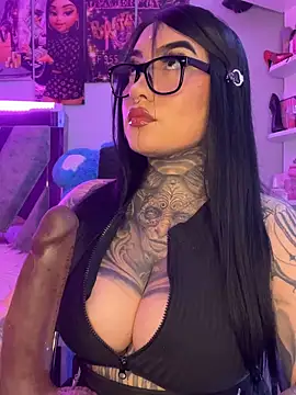 CloeeBeckam online show from 21, 2, 2026