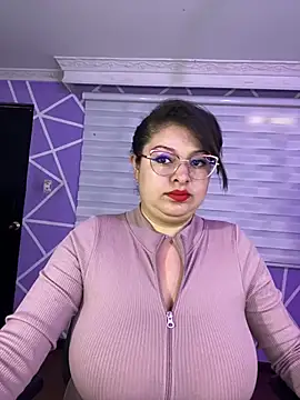 MiiaaJoness online show from 28, 5, 2026