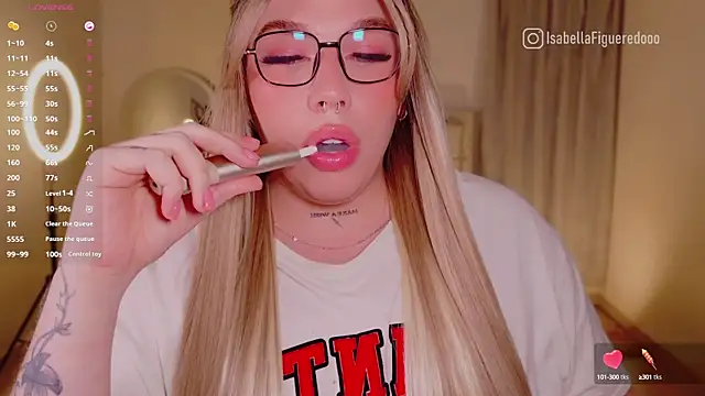 IsabellaFigueredo   online show from 3, 1, 2025