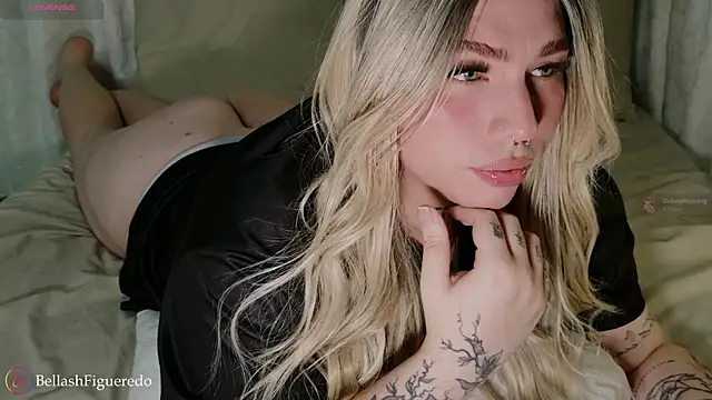 IsabellaFigueredo   online show from 29, 10, 2025