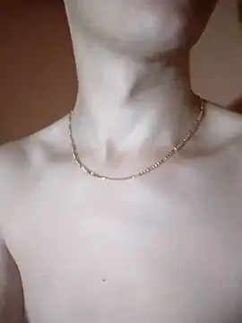 Snapshot of MiroKari2 chatting on 21, 9, 2025 MiroKari2 online show from 21, 9, 2025