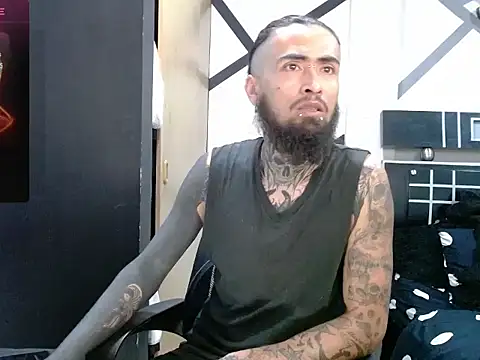 Snapshot of daimon_rockkk chatting on 8, 10, 2025 daimon rockkk online show from 8, 10, 2025