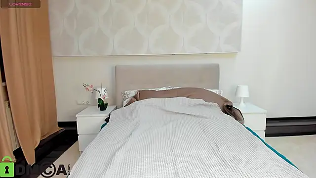 Snapshot of Donna_Evans chatting on 14, 11, 2025 Donna Evans online show from 14, 11, 2025