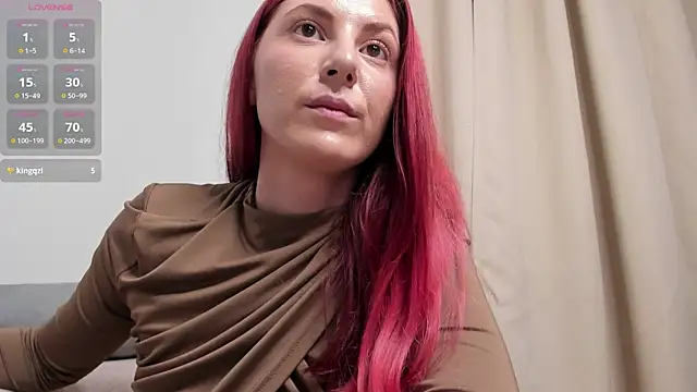 Snapshot of baby_ivy chatting on 28, 11, 2025 baby ivy online show from 28, 11, 2025