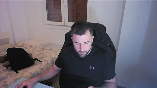 Snapshot of alex877x chatting on 17, 4, 2026 alex877x online show from 17, 4, 2026