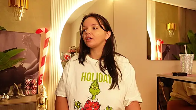 Snapshot of CelesteBailey chatting on 2, 12, 2025 CelesteBailey online show from 2, 12, 2025