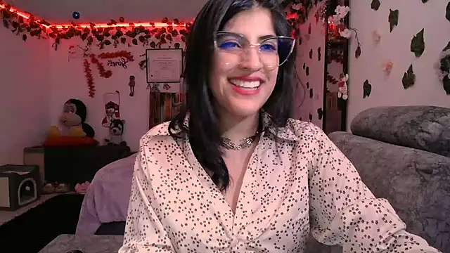 Snapshot of azahar__ziiz chatting on 29, 12, 2024 azahar ziiz online show from 29, 12, 2024