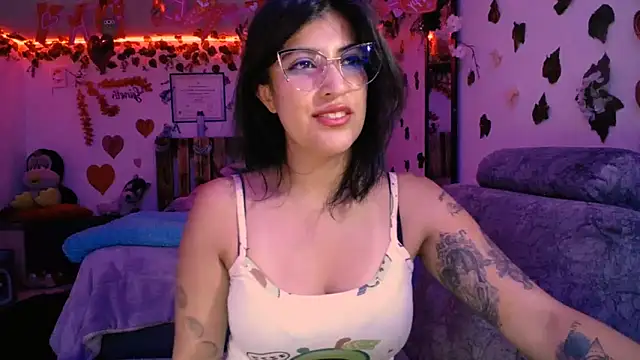 Snapshot of azahar__ziiz chatting on 11, 2, 2025 azahar ziiz online show from 11, 2, 2025