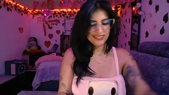 Snapshot of azahar__ziiz chatting on 14, 2, 2025 azahar ziiz online show from 14, 2, 2025