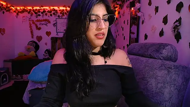 Snapshot of azahar__ziiz chatting on 7, 3, 2025 azahar ziiz online show from 7, 3, 2025