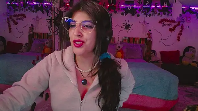 Snapshot of azahar__ziiz chatting on 7, 10, 2025 azahar ziiz online show from 7, 10, 2025