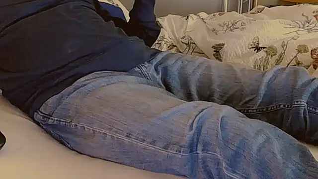 Snapshot of HornyRalfi55 chatting on 9, 1, 2026 HornyRalfi55 online show from 9, 1, 2026