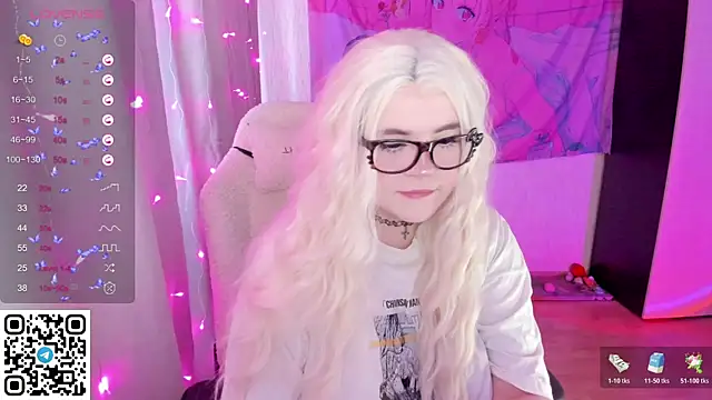 SelenaCute online show from 27, 4, 2026