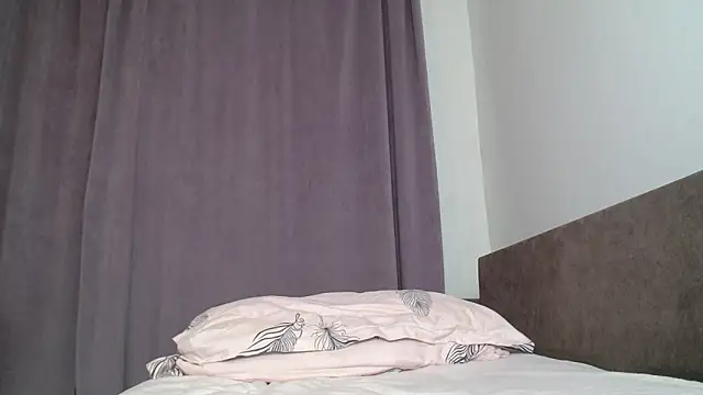 LadyMilfxxx online show from 17, 2, 2025