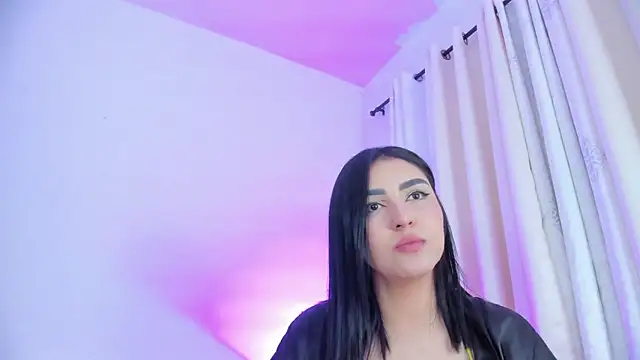 Snapshot of Abby__colins chatting on 11, 12, 2024 Abby  colins online show from 11, 12, 2024