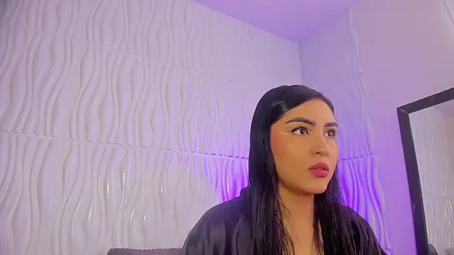 Snapshot of Abby__colins chatting on 27, 9, 2025 Abby  colins online show from 27, 9, 2025