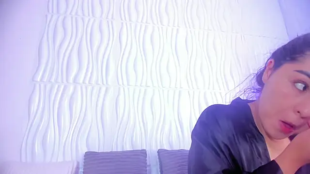 Snapshot of Abby__colins chatting on 29, 10, 2025 Abby  colins online show from 29, 10, 2025