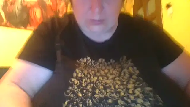 Snapshot of Nataliesbestjuggs chatting on 12, 11, 2025 Nataliesbestjuggs online show from 12, 11, 2025