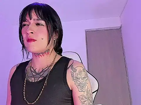 sarah benjjaminn online show from 30, 4, 2026
