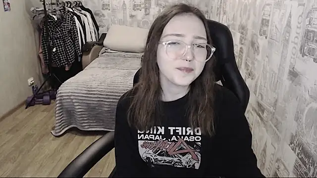 AmeliaKamishiro online show from 7, 12, 2024