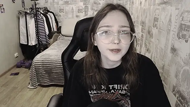 AmeliaKamishiro online show from 22, 12, 2024