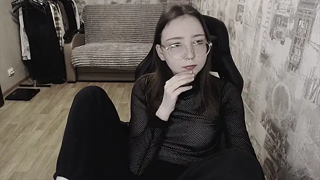 AmeliaKamishiro online show from 25, 1, 2025