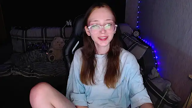 AmeliaKamishiro online show from 17, 10, 2025