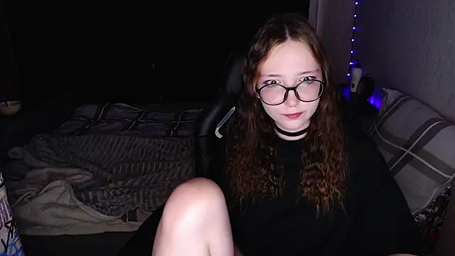 AmeliaKamishiro online show from 10, 11, 2025