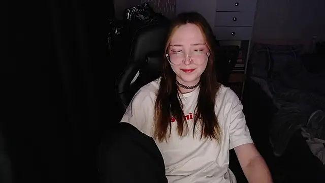 AmeliaKamishiro online show from 29, 11, 2025