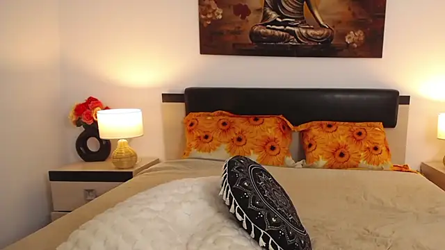 Snapshot of LauraGreen34 chatting on 17, 12, 2025 LauraGreen34 online show from 17, 12, 2025