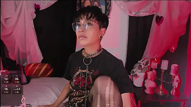 Snapshot of kitty_roxy chatting on 14, 3, 2025 kitty roxy online show from 14, 3, 2025