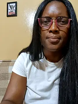Snapshot of Malaika_Nkosi chatting on 12, 9, 2025 Malaika Nkosi online show from 12, 9, 2025