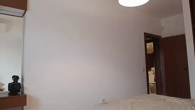 Snapshot of SexyandMarried1 chatting on 21, 10, 2025 SexyandMarried1 online show from 21, 10, 2025