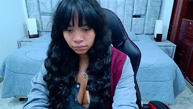 laureentt  online show from 17, 2, 2026