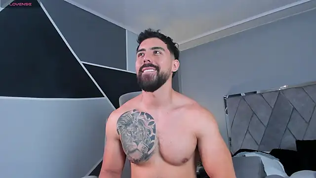 Snapshot of Markbrown chatting on 3, 12, 2024 Markbrown online show from 3, 12, 2024