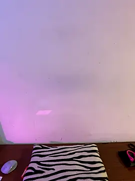 Snapshot of Felicia_smok3 chatting on 26, 10, 2025 Felicia smok3 online show from 26, 10, 2025