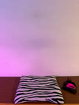 Snapshot of Felicia_smok3 chatting on 1, 12, 2025 Felicia smok3 online show from 1, 12, 2025