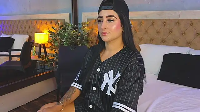 Snapshot of _Linoshka_1 chatting on 4, 3, 2025 Linoshka 1 online show from 4, 3, 2025