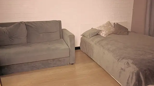 Ashley-Urban online show from 10, 11, 2025