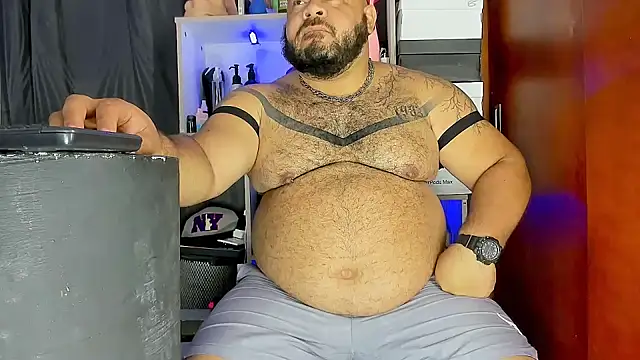 Latino bigcock online show from 16, 3, 2025