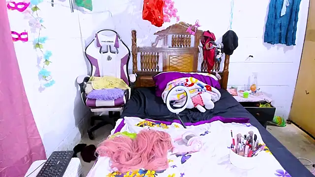 SofiaOlivares online show from 28, 3, 2026