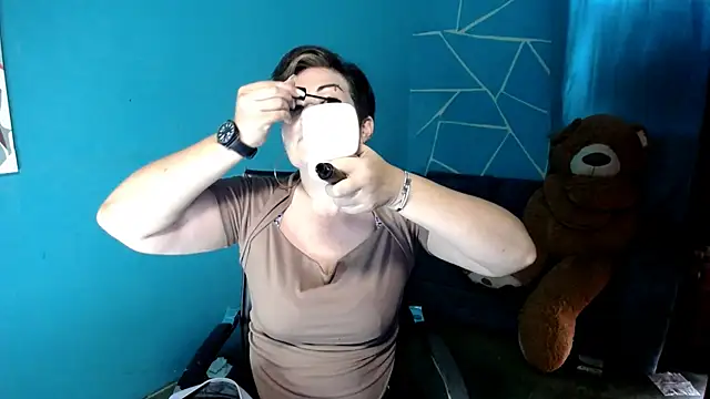 Sunny rayz  online show from 22, 7, 2026