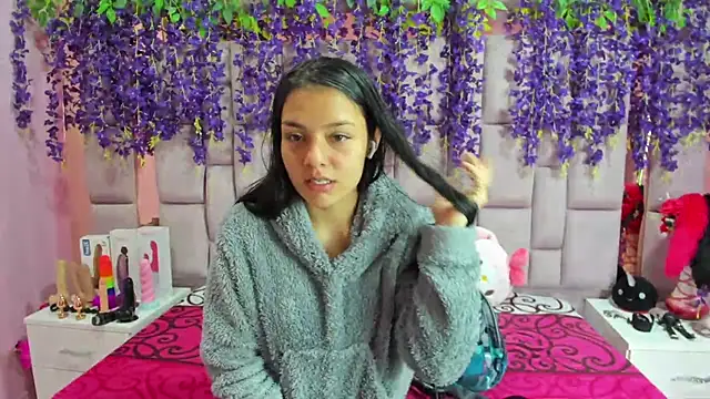 Snapshot of Bich_Anal_ chatting on 12, 2, 2025 Bich Anal online show from 12, 2, 2025