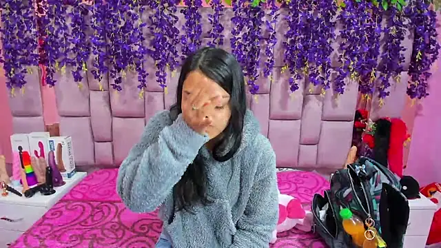 Snapshot of Bich_Anal_ chatting on 7, 3, 2025 Bich Anal online show from 7, 3, 2025