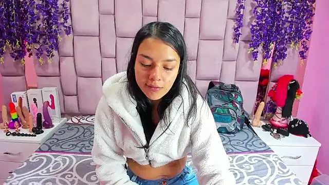 Snapshot of Bich_Anal_ chatting on 8, 3, 2025 Bich Anal online show from 8, 3, 2025