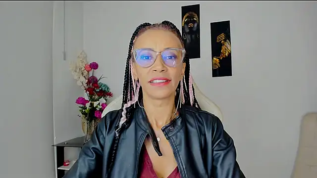 Snapshot of ScarlettMalbec chatting on 7, 2, 2025 ScarlettMalbec online show from 7, 2, 2025