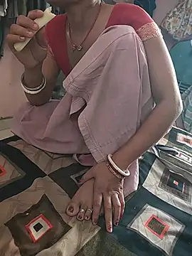 COUPLLE VILLAGE online show from 16, 5, 2026