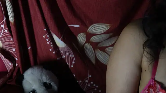 Snapshot of -AyeshaSinghania- chatting on 8, 9, 2025 -AyeshaSinghania- online show from 8, 9, 2025