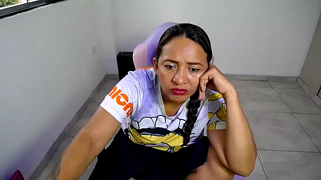 daleska ayala 1 online show from 13, 12, 2025